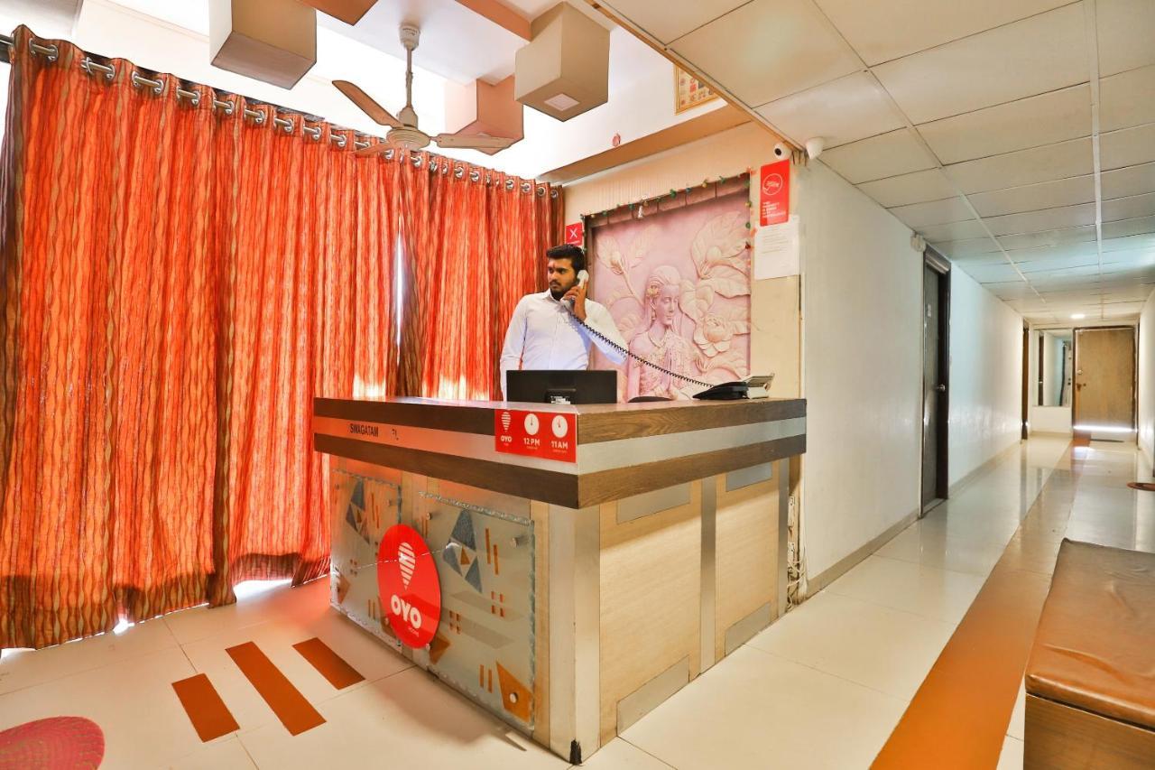 Oyo 8758 Hotel Swagatam Ahmedabad Exterior foto